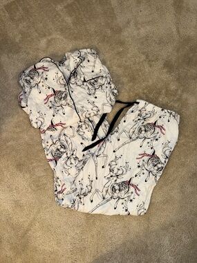 Victoria's Secret Coconut White Pajama Set - Deer Print w/ Pink Bows